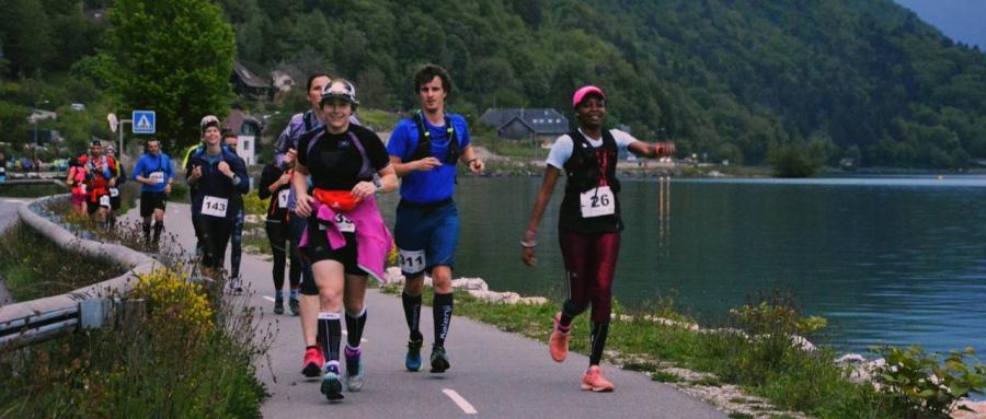 LAC D'ANNECY | Marathon du Clair de Lune : une course atypique