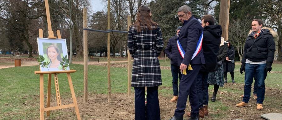 ANNECY | Un arbre dans les jardins de l’Europe pour ne pas oublier la psychologue Morgane François-Nauwelaers