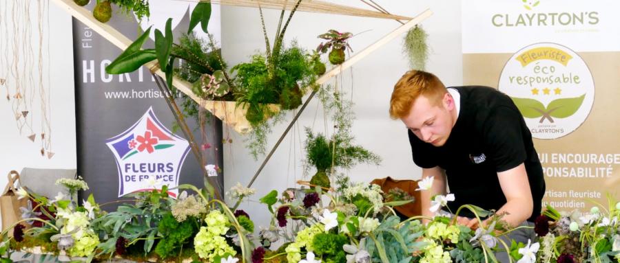 CHAMBÉRY | Benoît Dumollard récompensé pour sa structure florale à la finale de l’Oscar des jeunes fleuristes