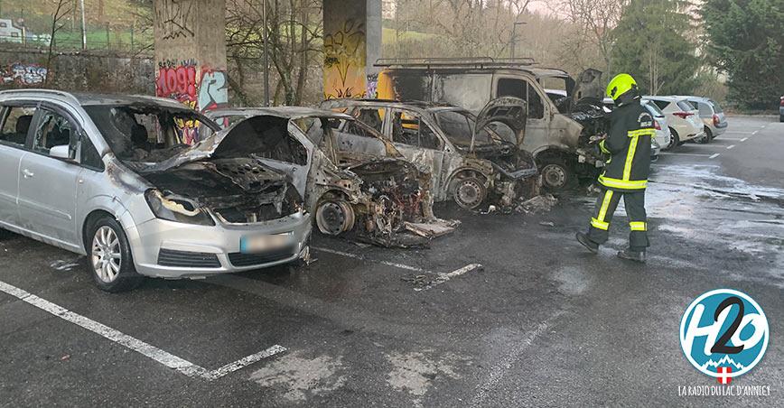 ANNECY | Mystérieux feu de voitures à Cran-Gevrier.
