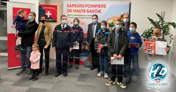 HAUTE-SAVOIE | Des enfants félicités par les pompiers pour des comportements héroïques