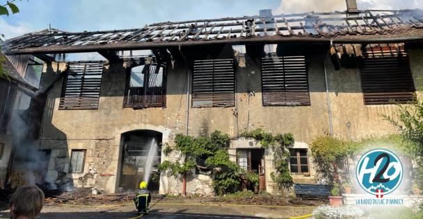 ANNECY | Incendie d’une ferme : un collège confiné