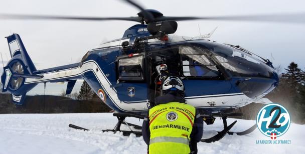 CHAMONIX | Gérald Darmanin rencontre les acteurs du secours en montagne et le PGHM