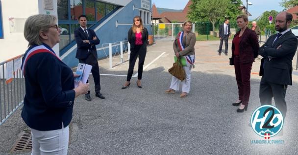 VEYRIER-DU-LAC | (🎥VIDÉO) L’impressionnant protocole sanitaire à l’école présenté aux parlementaires.