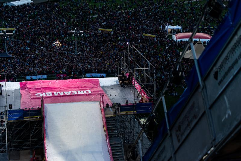 ANNECY | 40 000 frissons pour le Sosh Big Air (les photos)