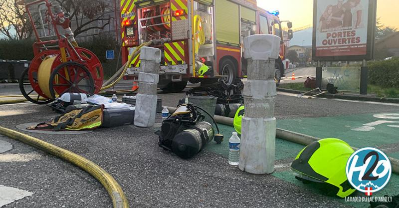 ANNECY | Mystérieux feu de voitures à Cran-Gevrier.