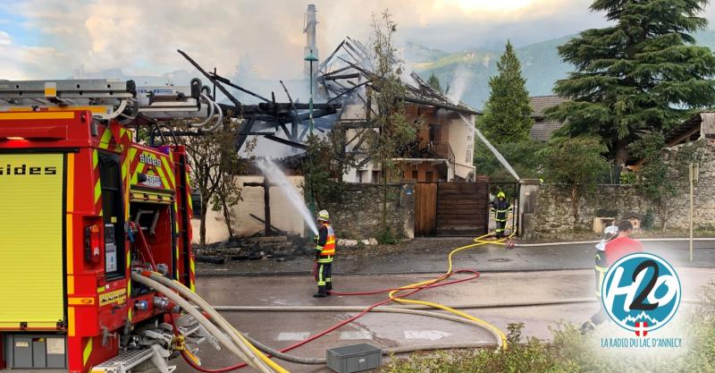 LATHUILE | Un violent incendie détruit un corps de ferme