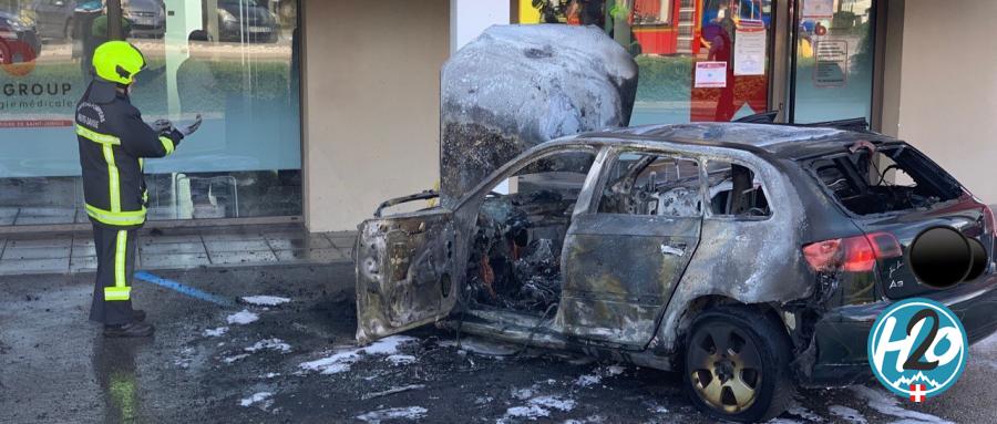 SAINT-JORIOZ | Feu de voiture : des dégâts mais pas de blessé