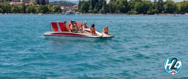 Drame au lac d’Annecy : un homme de 25 ans se noie après avoir sauté d’un pédalo