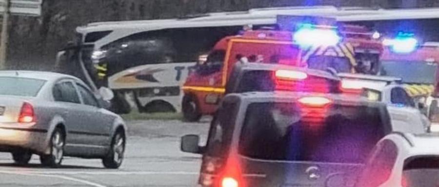 VAL DE CHAISE / UGINE | Face à face bus contre voiture : un mort